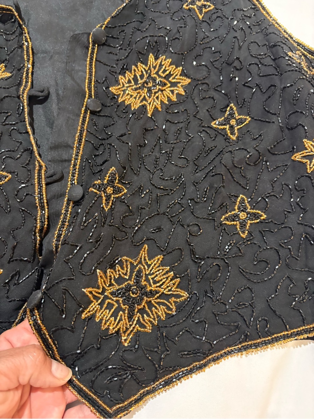 Vintage Amanda Smith Black Embroidered Gold-Trim beaded silk Vest NEW - Picture 4 of 12